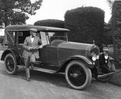 Hobart Bosworth 1919
