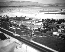 Hotel Last Frontier 1955