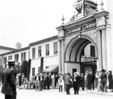 Paramount Gate 1933