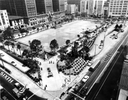Pershing Square 1952