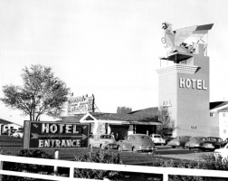 Thunderbird Hotel 1952