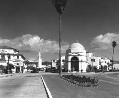 Broxton and Kinross Ave. 1934