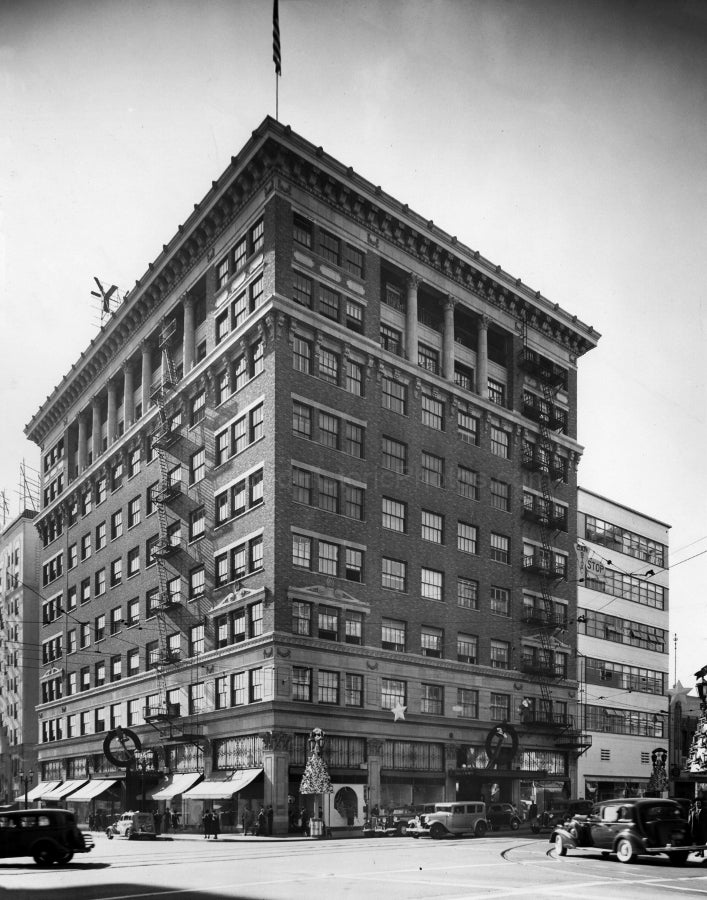 The Broadway Hollywood 1938 #1
