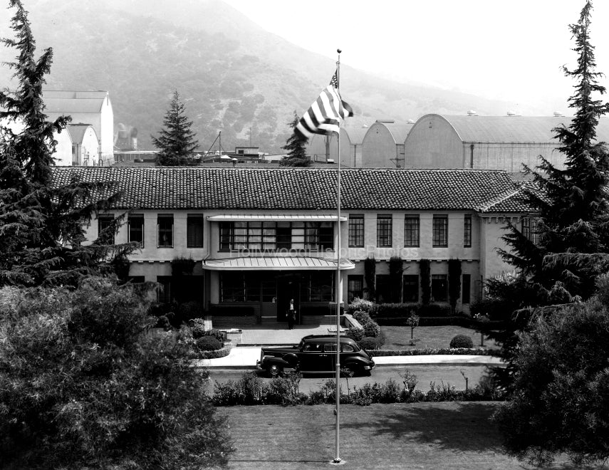 Warner Bros. 1945 #1