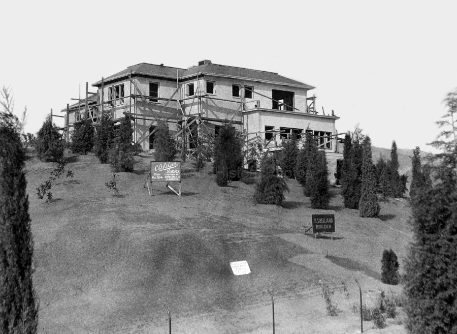 x Charlie Chaplin Estate 1923