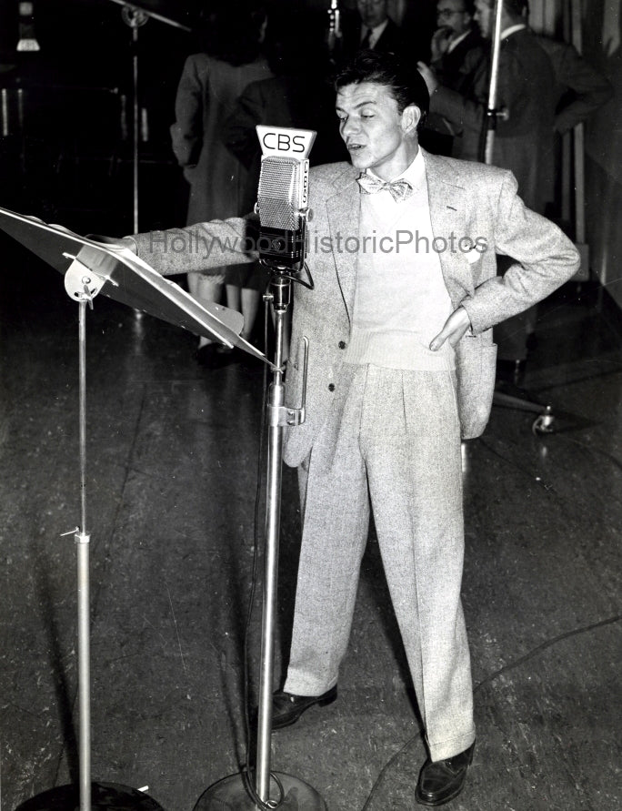 Frank Sinatra 1943 #2