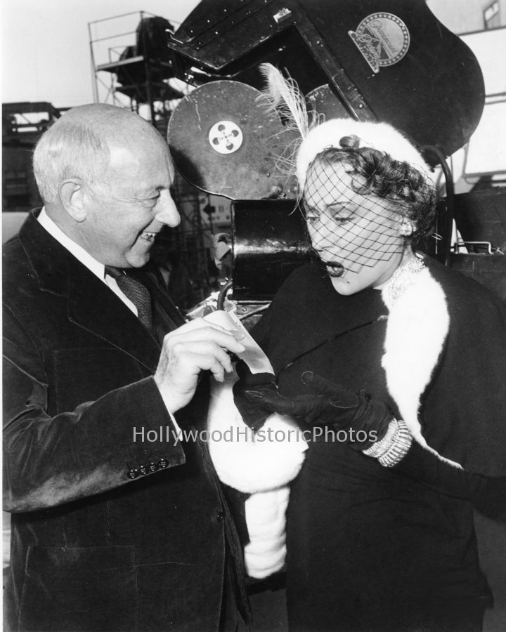 Gloria Swanson 1949 #1