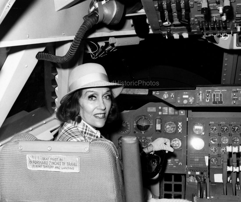 Gloria Swanson 1974 #2