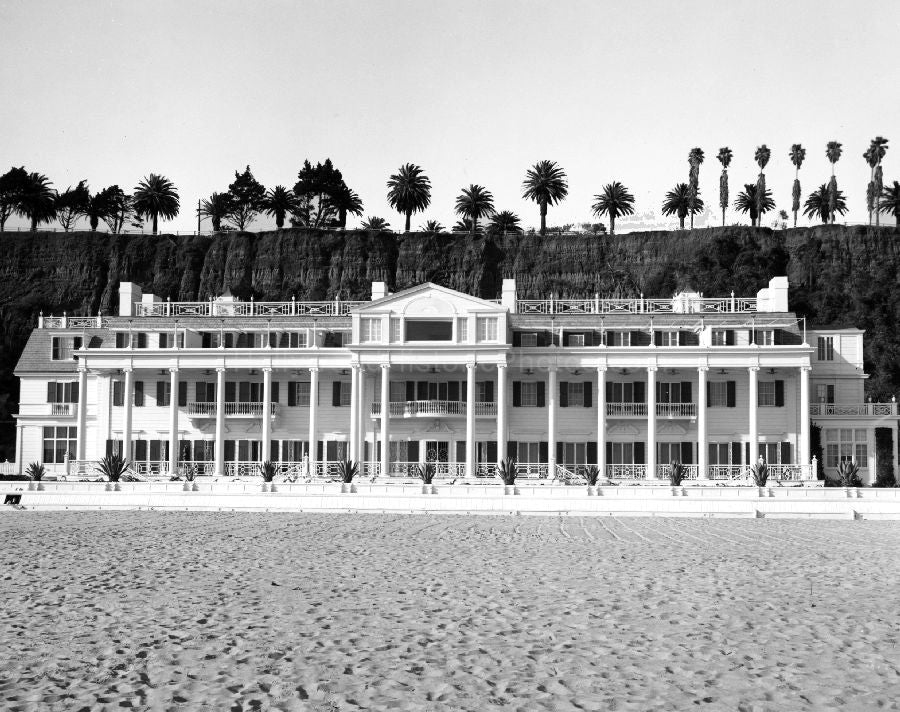 Hearst-Davies Beach House 1935