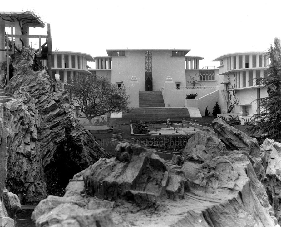 Lost Horizon 1937 #4
