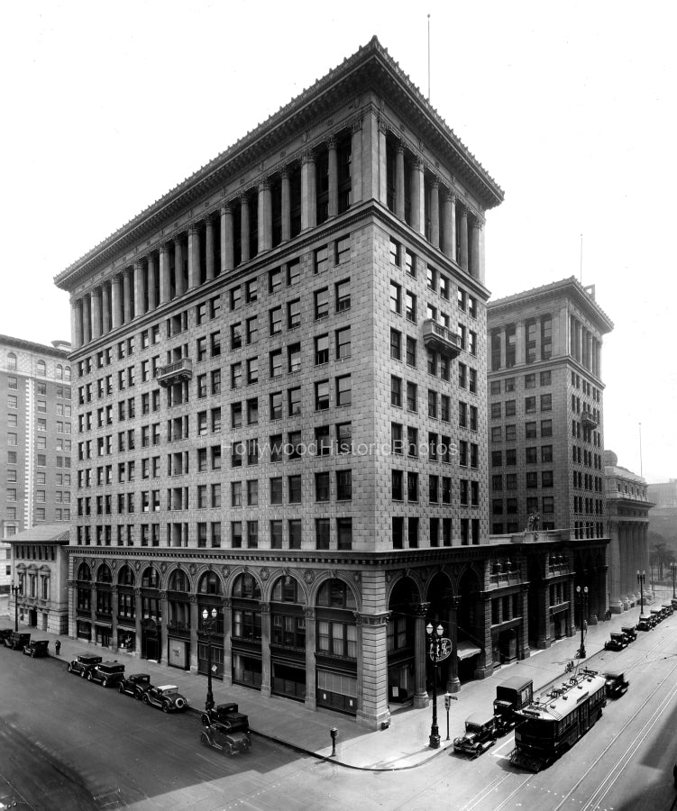 Pacific Mutual Bldg. 1930