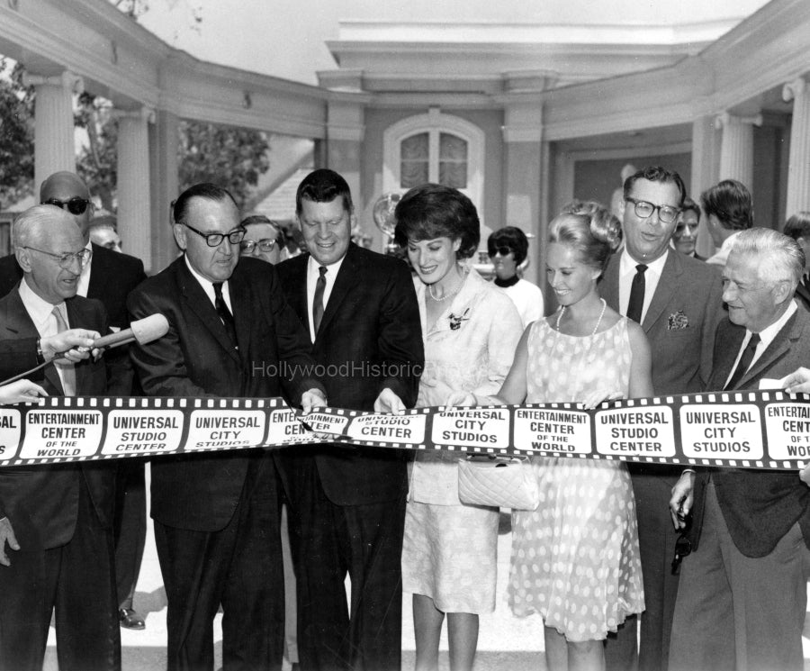 Universal Tour Opening 1964