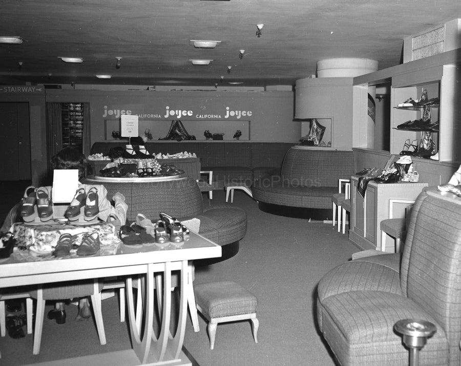 The Broadway Hollywood 1949 #5