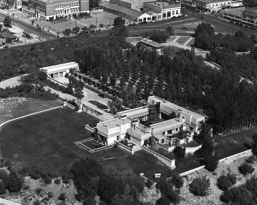 Hollyhock House 1924