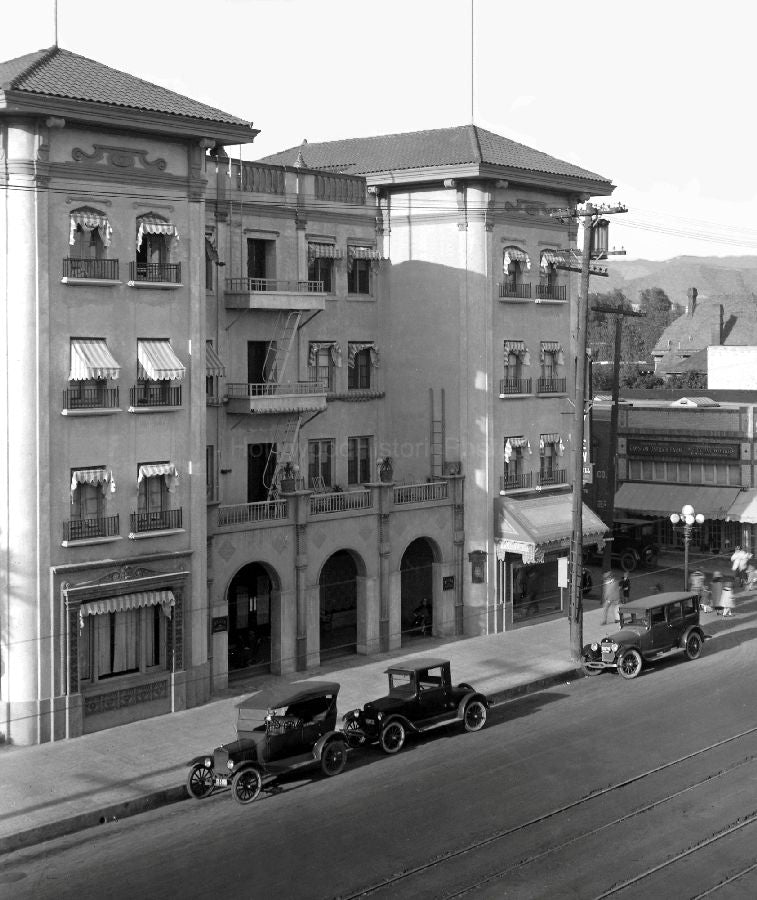 Hillview Apartments 1926