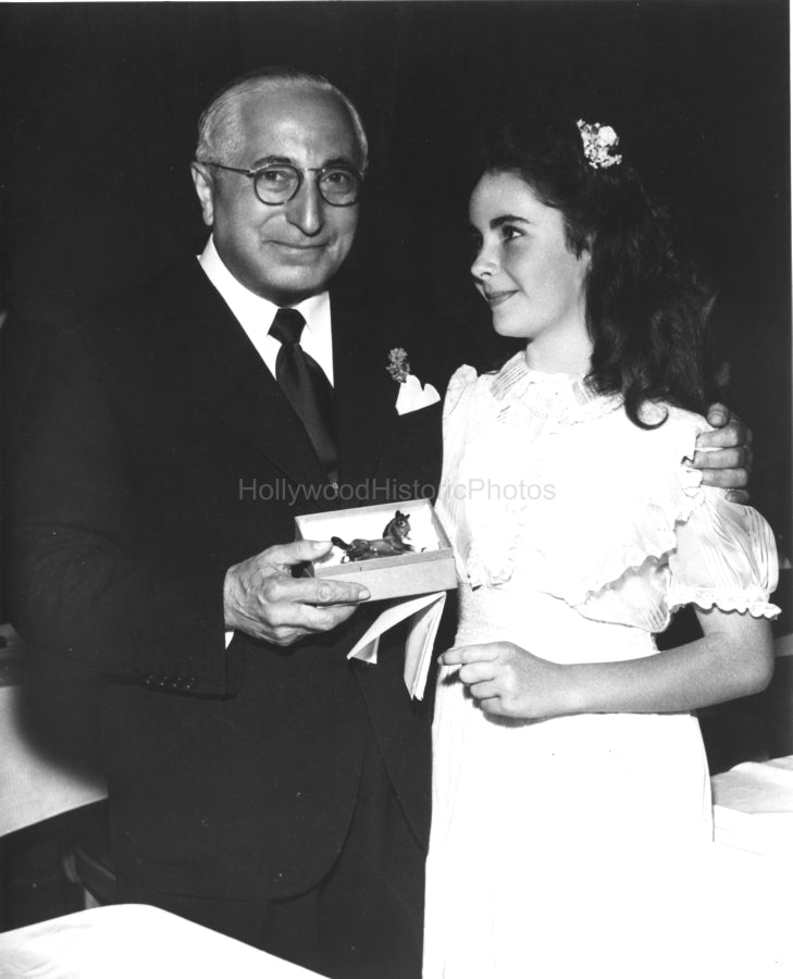 Elizabeth Taylor 1949 #3