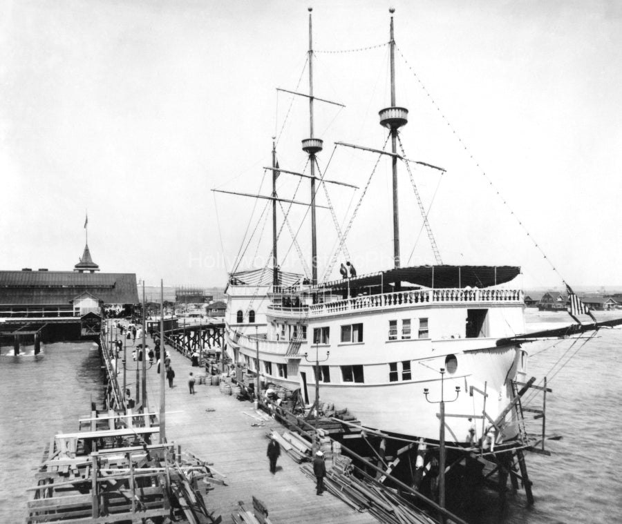 Venice Ship Cafe 1921