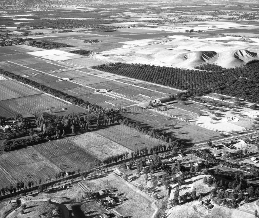 Woodland Hills 1949 #1