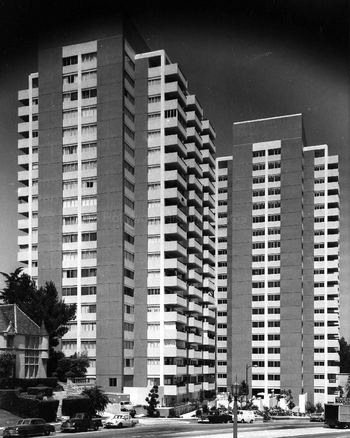 Wilshire Comstock Apts. 1964